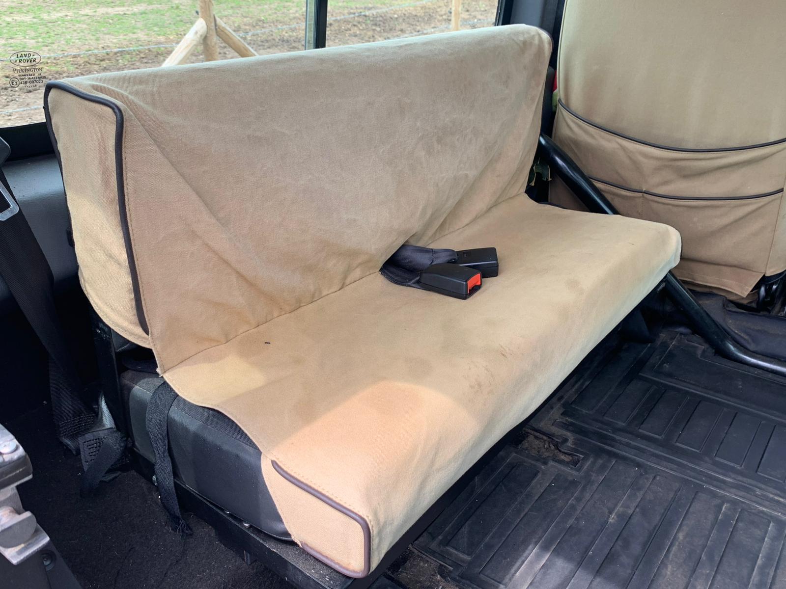 2008-Land-Rover-Defender-90-county-station-wagon-7