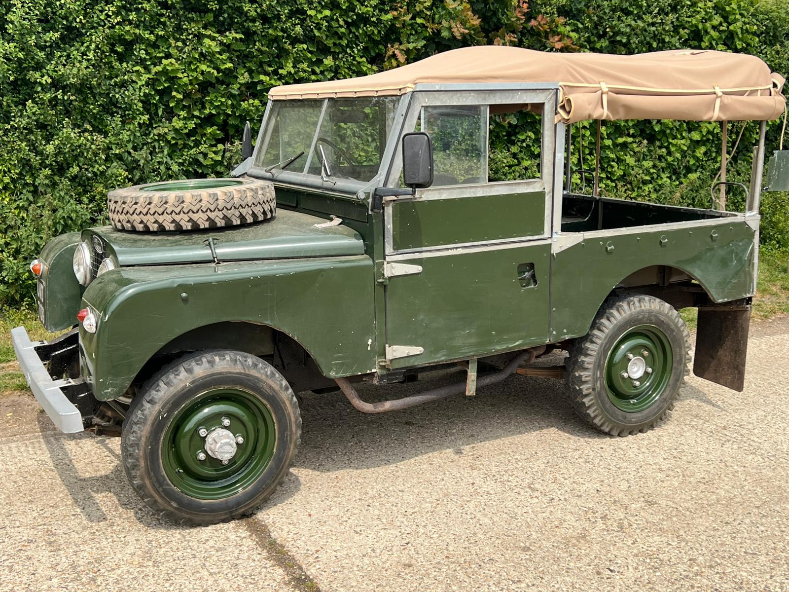 Land-Rover-Series-One-1