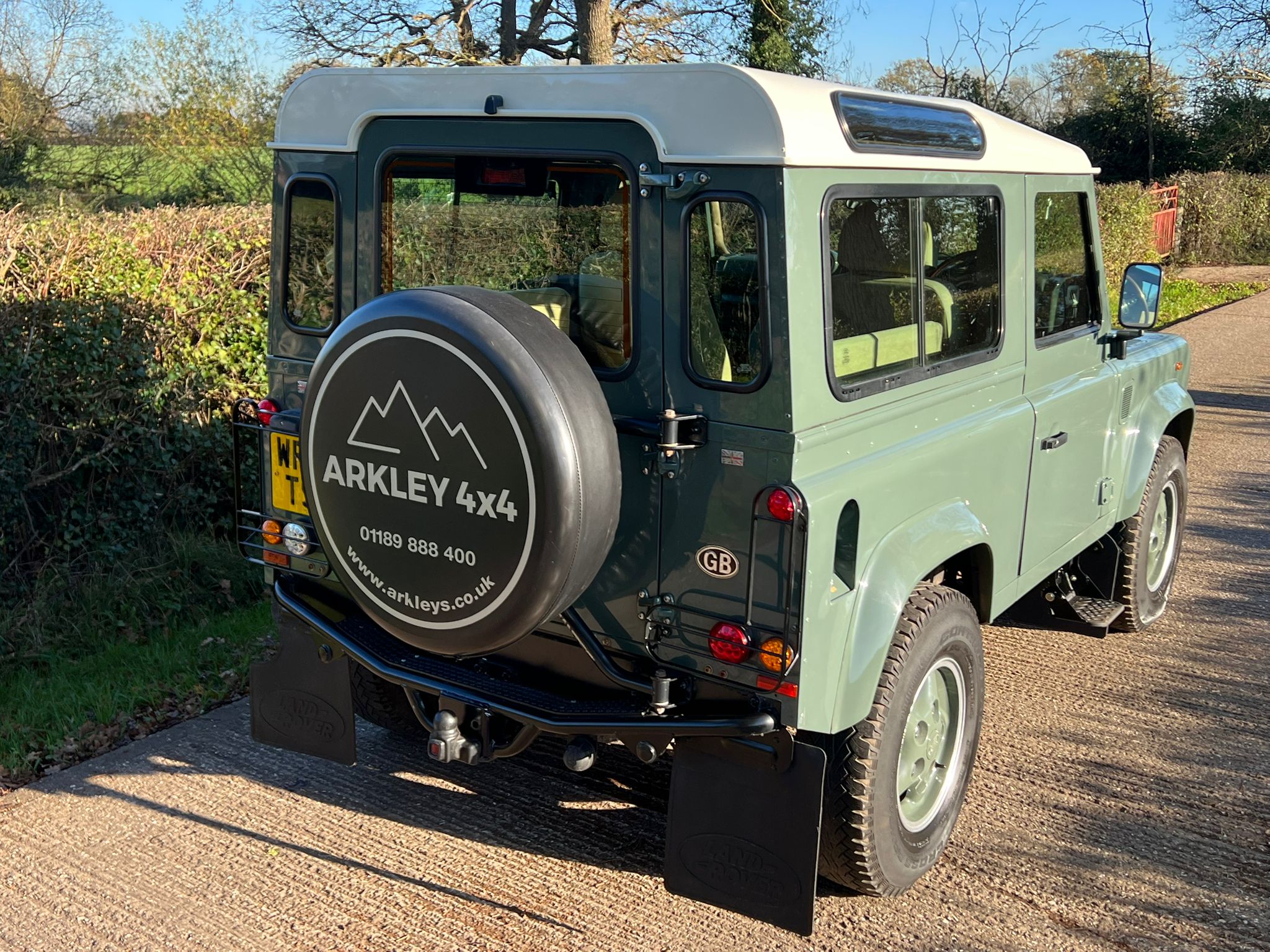 2008 Land Rover Defender 90 County Station Wagon1