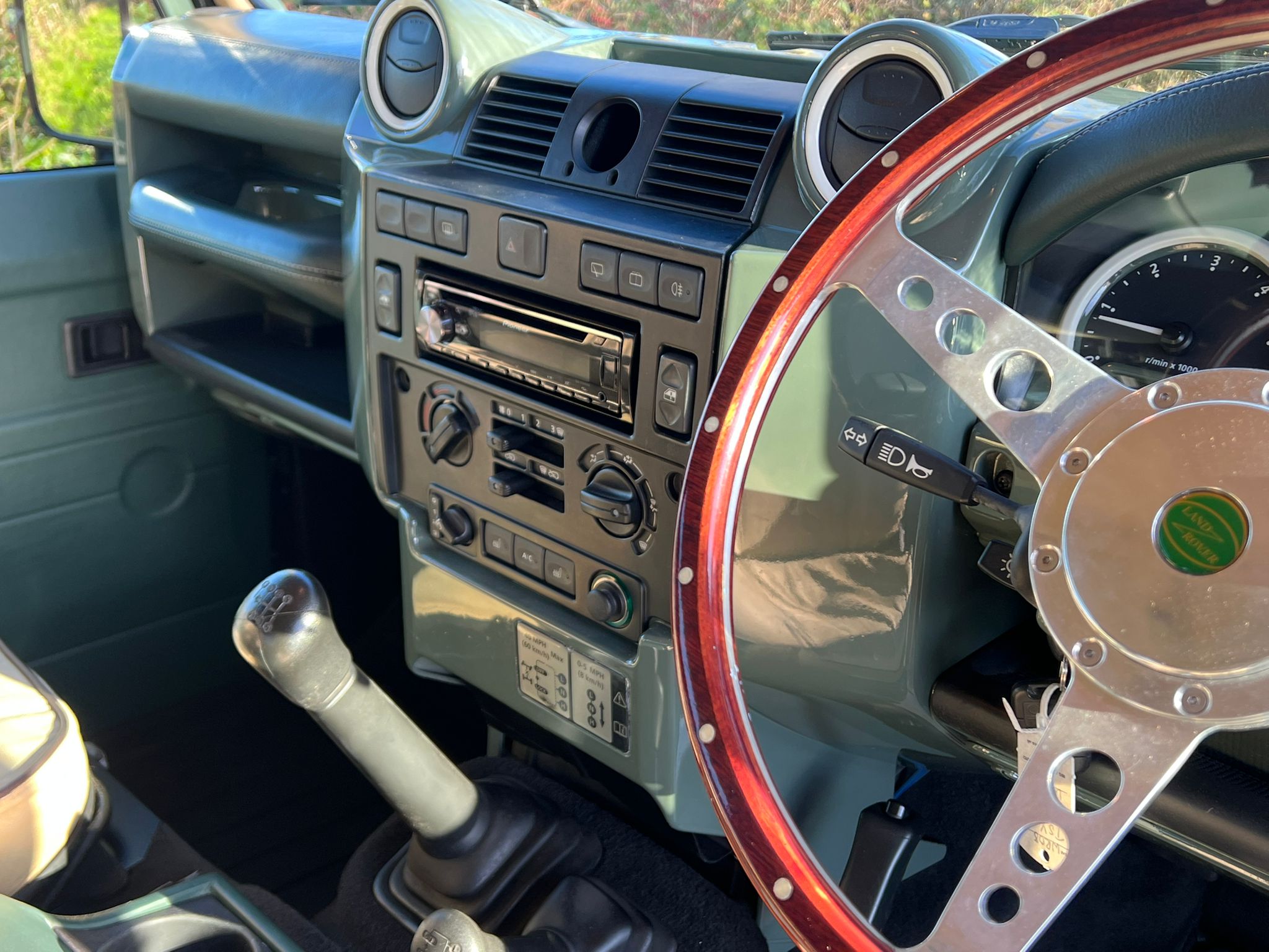 2008 Land Rover Defender 90 County Station Wagon3