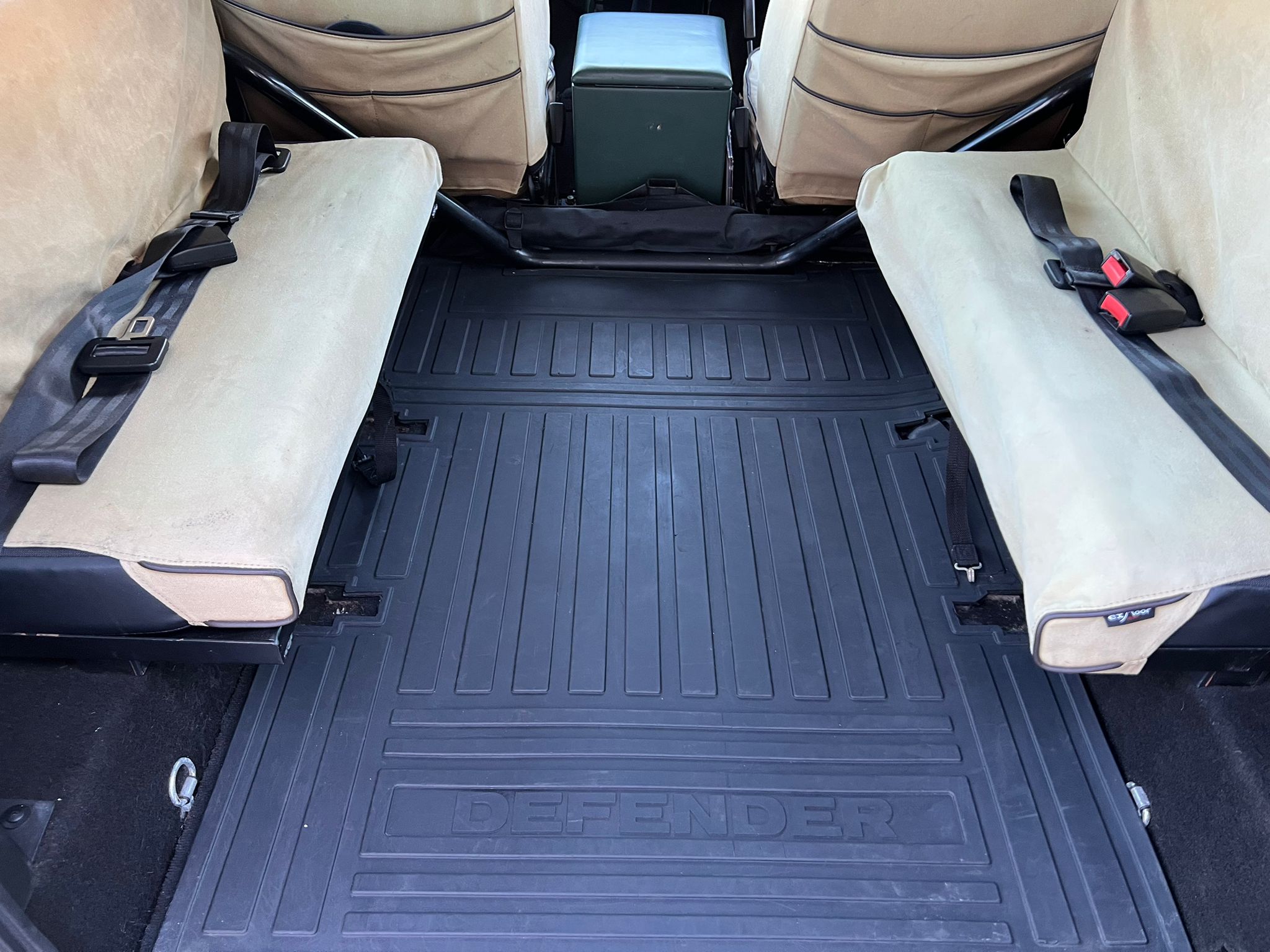 2008 Land Rover Defender 90 County Station Wagon5