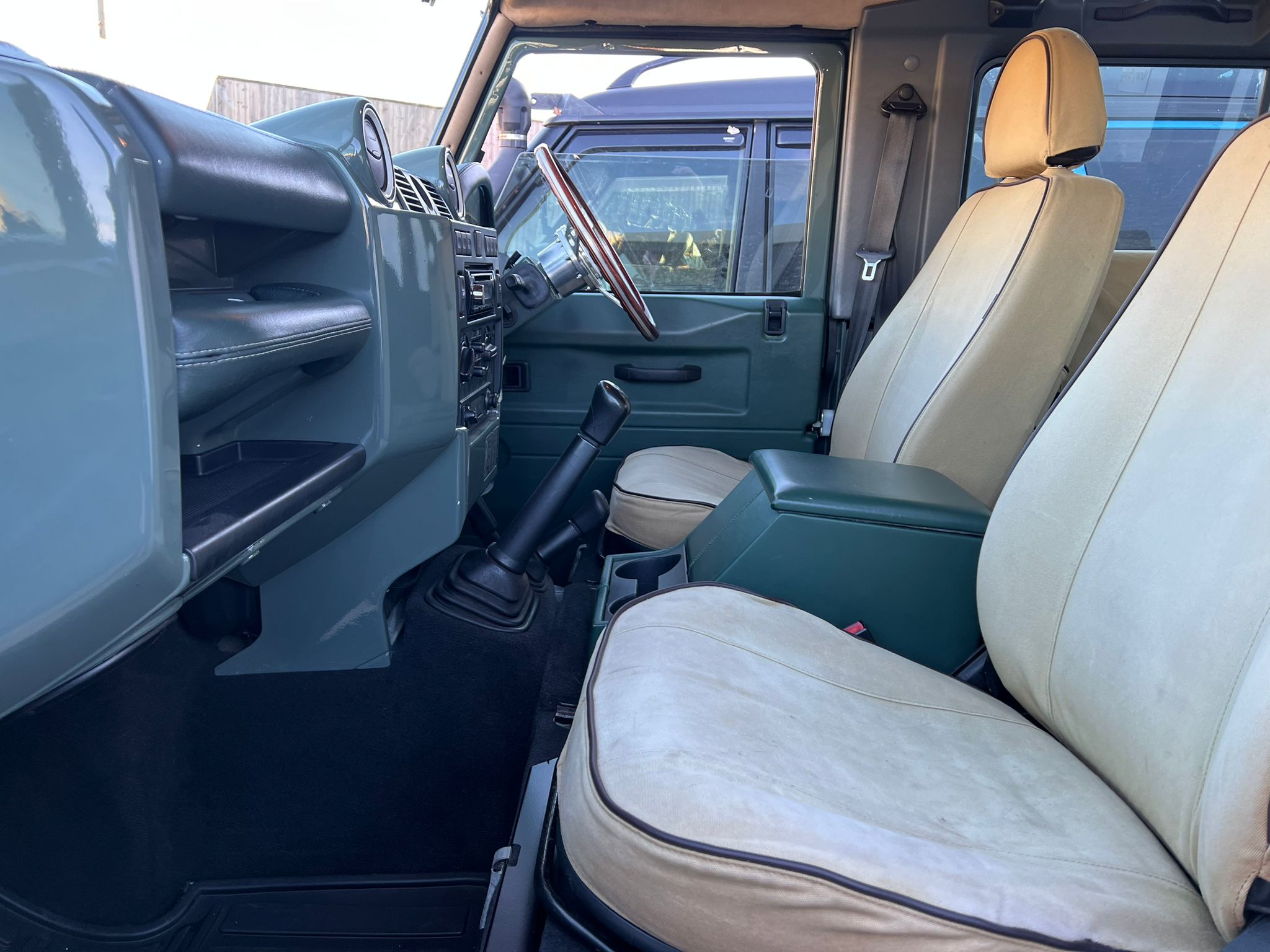 2008 Land Rover Defender 90 County Station Wagon7