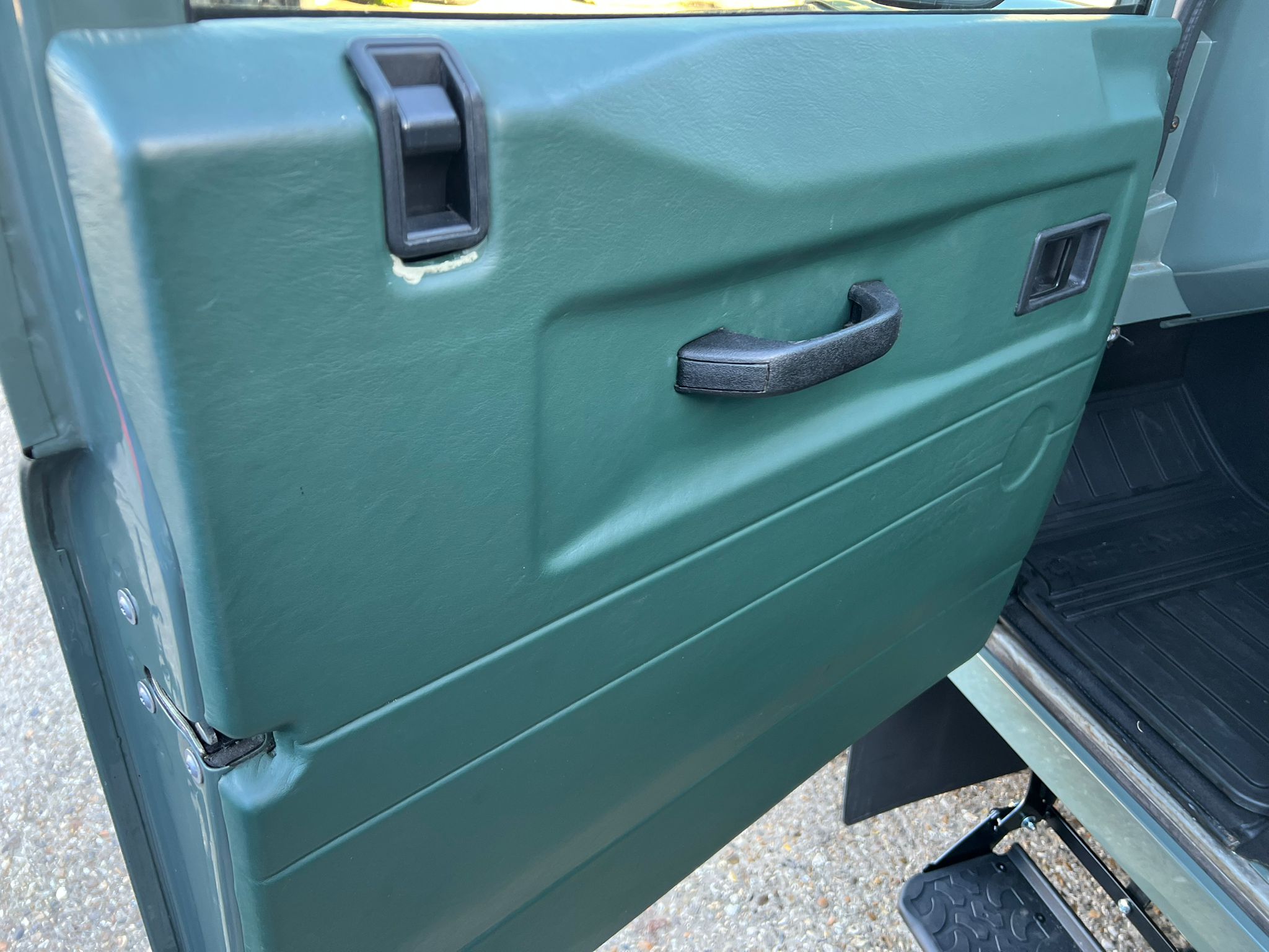 2008 Land Rover Defender 90 County Station Wagon9